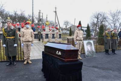Считавшегося без вести пропавшим красноармейца похоронили в Северной Осетии
