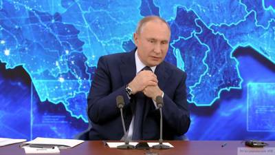 Путин указал на безопасность российской вакцины от коронавируса