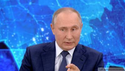Путин заявил о необходимости объединить усилия в борьбе с COVID-19