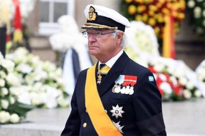 Король Швеции признал, что власти не смогли спасти жизни людей в пандемию