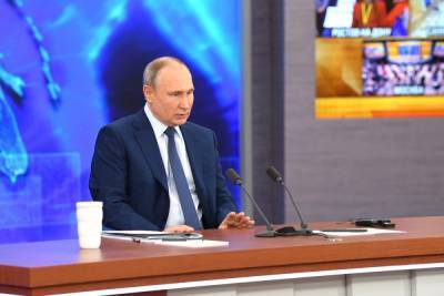 Путин рассказал о плане по снижению бедности в России