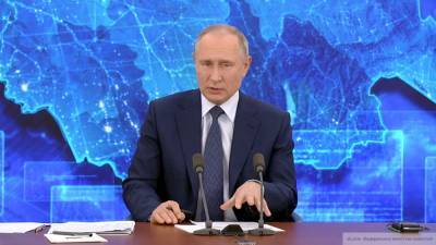 Путин назвал провокацией фейки о "вмешательстве" хакеров из РФ в выборы США