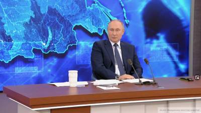 Путин рассказал Шнурову, как описать российские реалии без мата