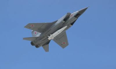Россия вооружает свои перехватчики МиГ-31 "Кинжалами"