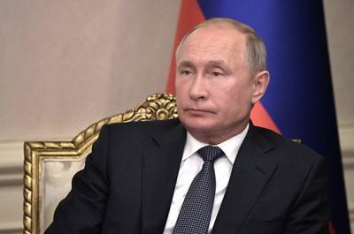 Россия не откладывает реализацию стратегических целей, заявил Путин