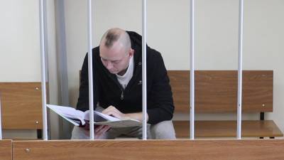 Владимир Путин заявил, что пока рано рассматривать вопрос о помиловании Ивана Сафронова