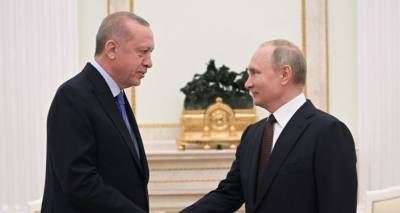 "Не виляет хвостом": Путин о работе с Эрдоганом