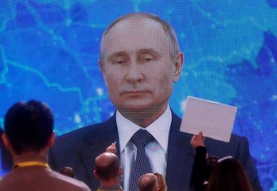 Путин назвал работу правительства РФ эффективной, не видит предпосылок для перестановок