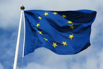 Евросоюз продлил экономические санкции против РФ еще на шесть месяцев