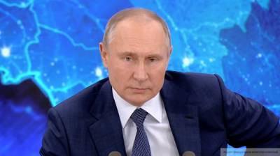 Путин заявил, что РФ готова продолжить диалог по сокращению оружия с США