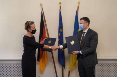 Германия пообещала Украине 215 млн евро на инвестпроекты