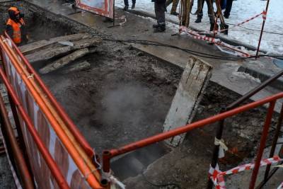 В центре Волгограда устранили прорыв на магистральном водопроводе