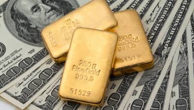 Цена за тройскую унцию золота превысила $1,9 тыс. впервые с 9 ноября