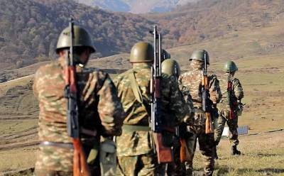 Армянских военных вывели из окружения, российские миротворцы занимают спорные территории