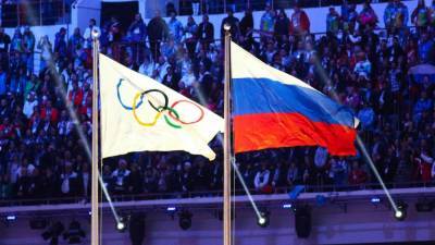 Российские спортсмены на два года остались без флага и гимна