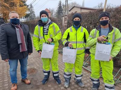 Трое украинских строителей спасли в Польше ребенка