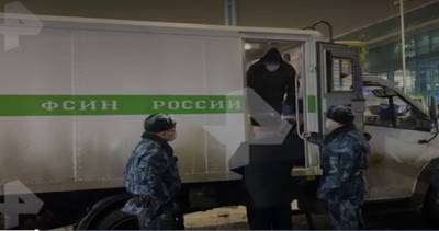 Россия выдала Таджикистану четырех опасных преступников