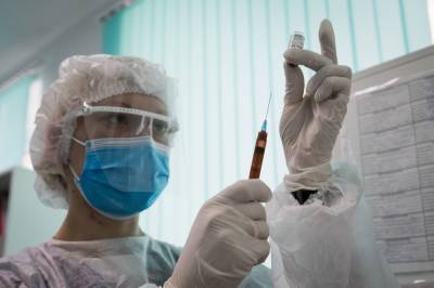 Вакцинация от коронавируса на Ставрополье продолжится в новогодние праздники