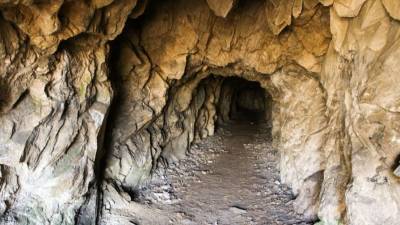 Группа из 10 туристов потерялась в подмосковных пещерах