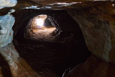 Спасенный из пещер Подмосковья ребенок рассказал о произошедшем