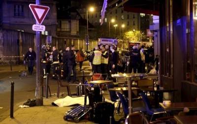 Во Франции вооруженный мужчина захватил заложников, есть пострадавшие