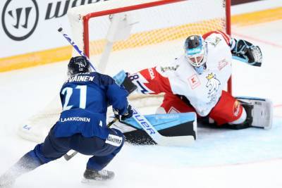 Хоккеист «Сибири» забил гол чехам на Кубке Первого канала