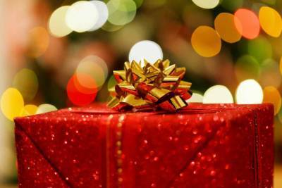 Психологи назвали тайные новогодние подарки взрослых