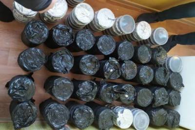 У жителя Хабаровска дома обнаружили более 100 кг черной икры