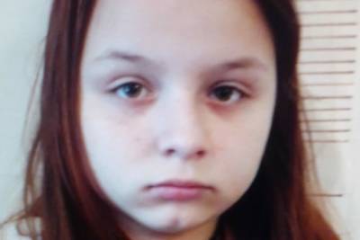 В Екатеринбурге уже шесть дней ищут 12-летнюю девочку
