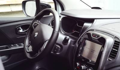 Проверить аккумулятор и проветрить салон: пять советов для тюменских автомобилистов