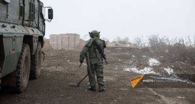 Миротворцы за сутки обезвредили более 1300 взрывоопасных предметов в Карабахе