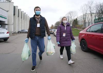 Социальные работники Москвы прошли 645 тысяч километров с начала осени