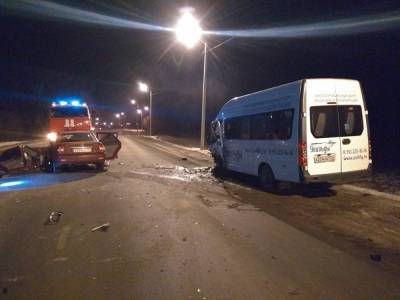 В Челябинской области в смертельное ДТП попал микроавтобус с логотипом санатория «Увильды»