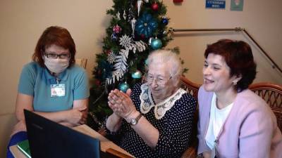 Общероссийский народный фронт устраивает праздник для пожилых людей в домах престарелых