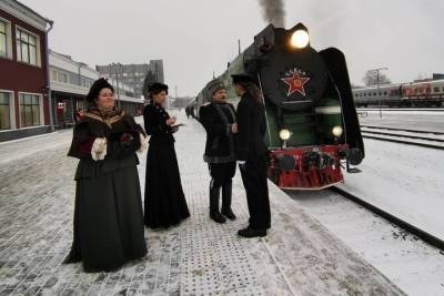 В Ивановской области ретропоезд на паровозной тяге совершил свой первый рейс