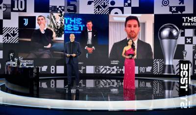 Гримаса года: реакция Роналду на награду Левандовски поразила сеть