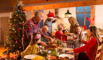 Какие новогодние традиции можно начать в семье: интересная подборка