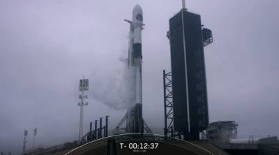 SpaceX в последний момент отменил запуск ракеты с секретным спутником