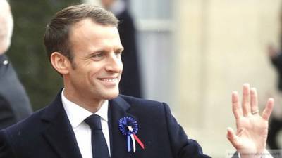 Авторитетный французский колумнист упрекнул Макрона в слабости