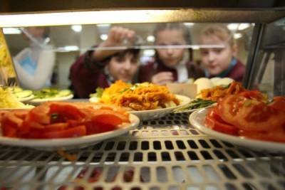 Как будут кормить учеников в Киеве после локдауна: детали от Департамента образования