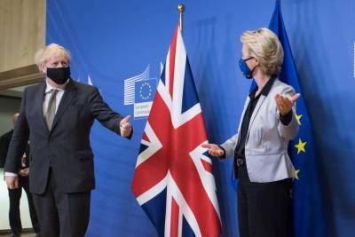 Торговая сделка между ЕС и Британией оказалась под угрозой срыва