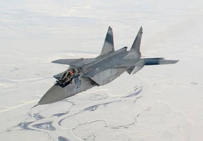 Адмирал Сергей Авакянц: «Российские перехватчики МиГ-31 заступили в Арктике на боевое дежурство»