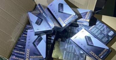 Таможня в Одессе обнаружила незадекларированные мобильные аксессуары на 10 млн грн