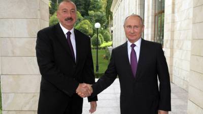 Алиев согласился со словами Путина об "историческом" конфликте в Карабахе