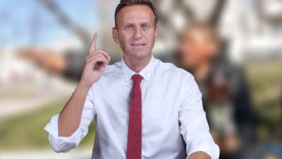 Песков рассказал об интересе спецслужб России к Навальному
