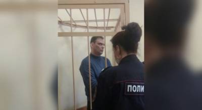 Давший взятку экс-начальнику тыла ярославского УМВД подрядчик отправился под суд