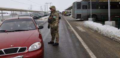 На Украине хотят отменить штрафы для жителей ЛДНР за пересечения границы с Россией