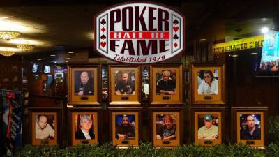 11 самых достойных: объявили список претендентов на единственное место в "Зале покерной славы" - 24tv.ua