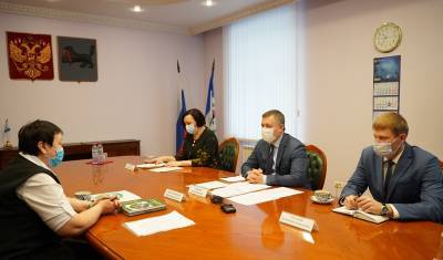 Кобзев поддержал идею издания пособия для школьников о природе Иркутской области