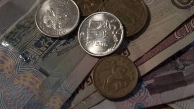 Экономист РАНХиГС оценил возможное ослабление рубля до конца года